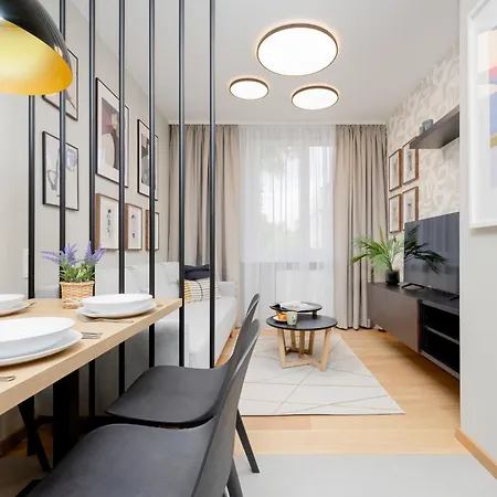Baluckiego Modern & Cozy Stary Mokotow By Renters Apartman