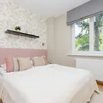 Baluckiego Modern & Cozy Stary Mokotow By Renters * Varsovie