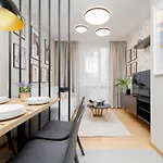 Baluckiego Modern & Cozy Stary Mokotow By Renters Appartement